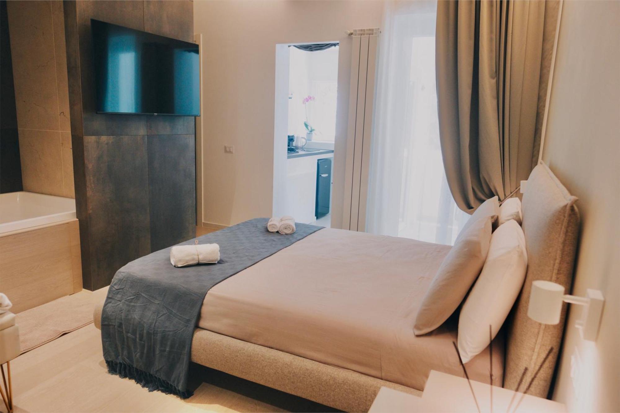 18Zero2 Luxury Rooms Bari Eksteriør billede