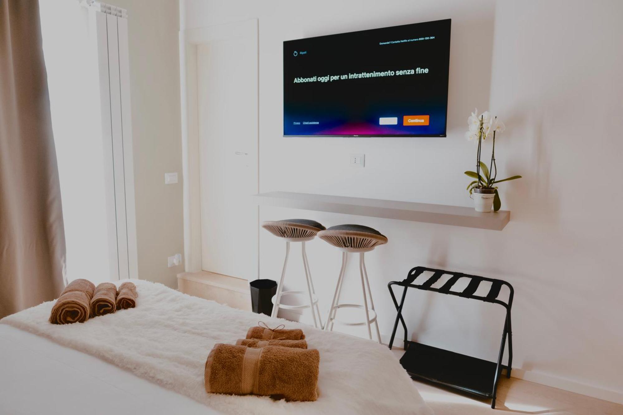 18Zero2 Luxury Rooms Bari Eksteriør billede