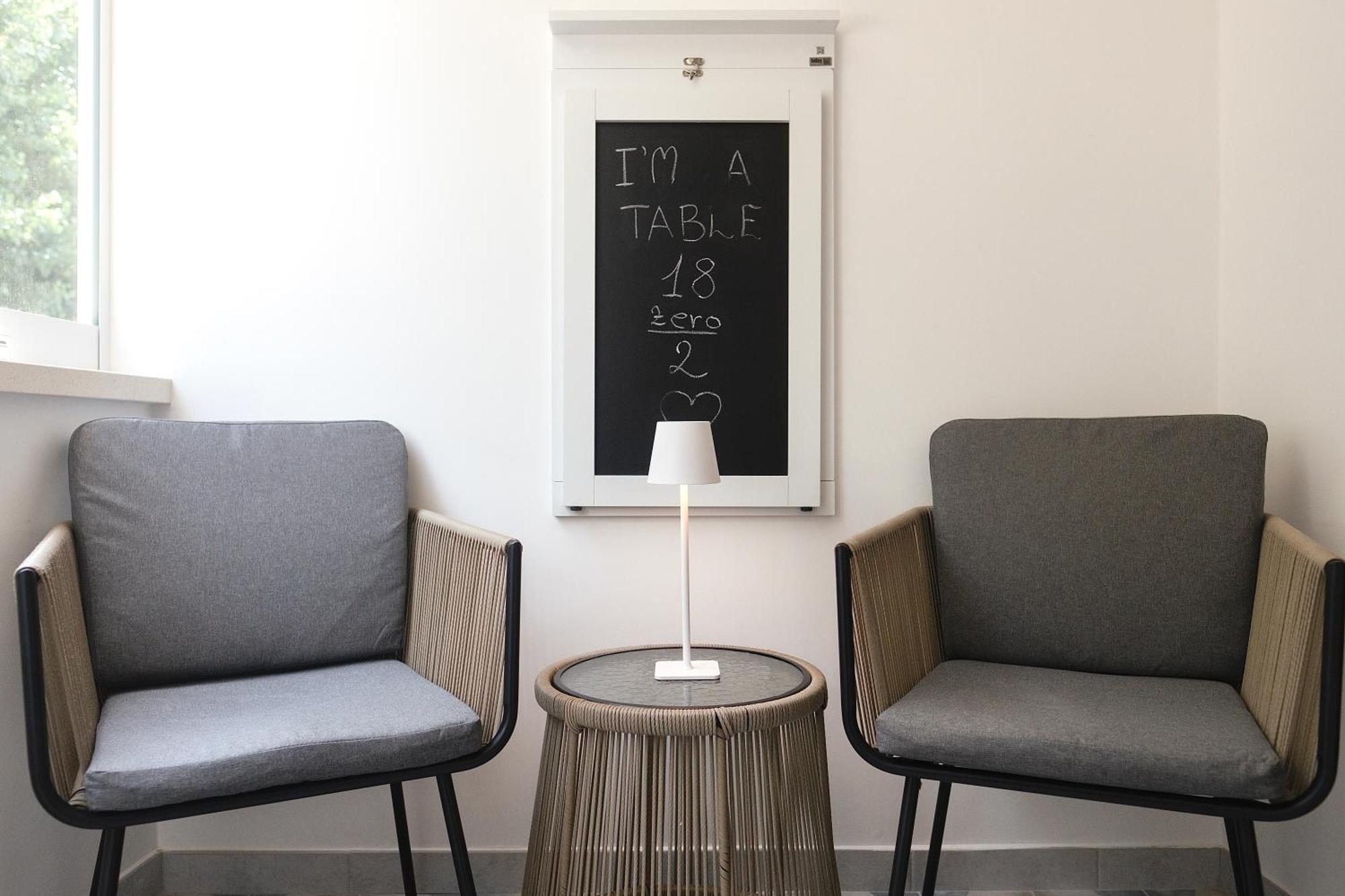 18Zero2 Luxury Rooms Bari Eksteriør billede