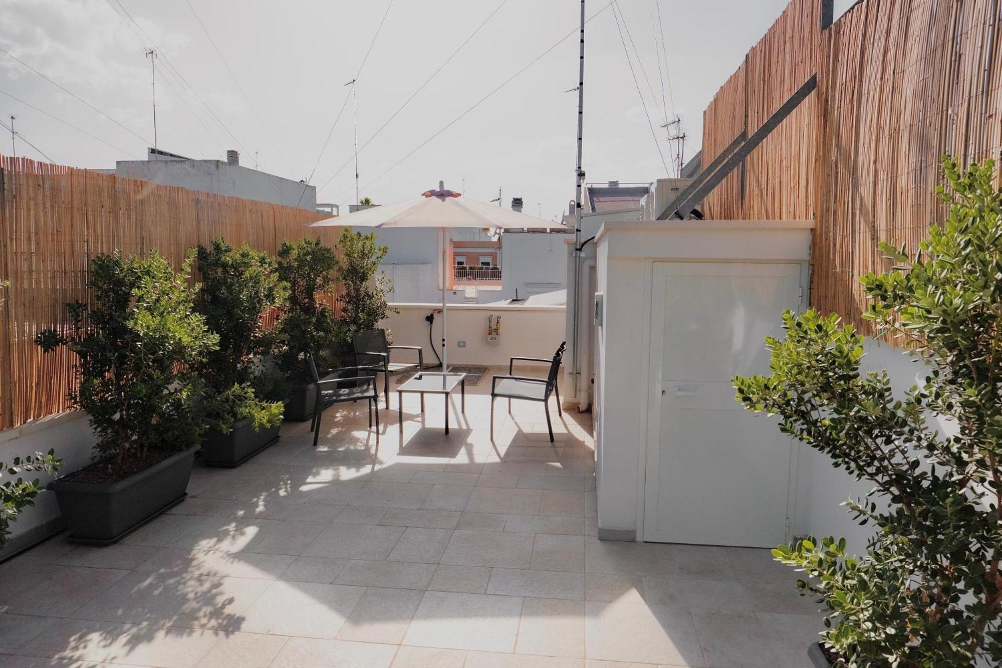 18Zero2 Luxury Rooms Bari Eksteriør billede