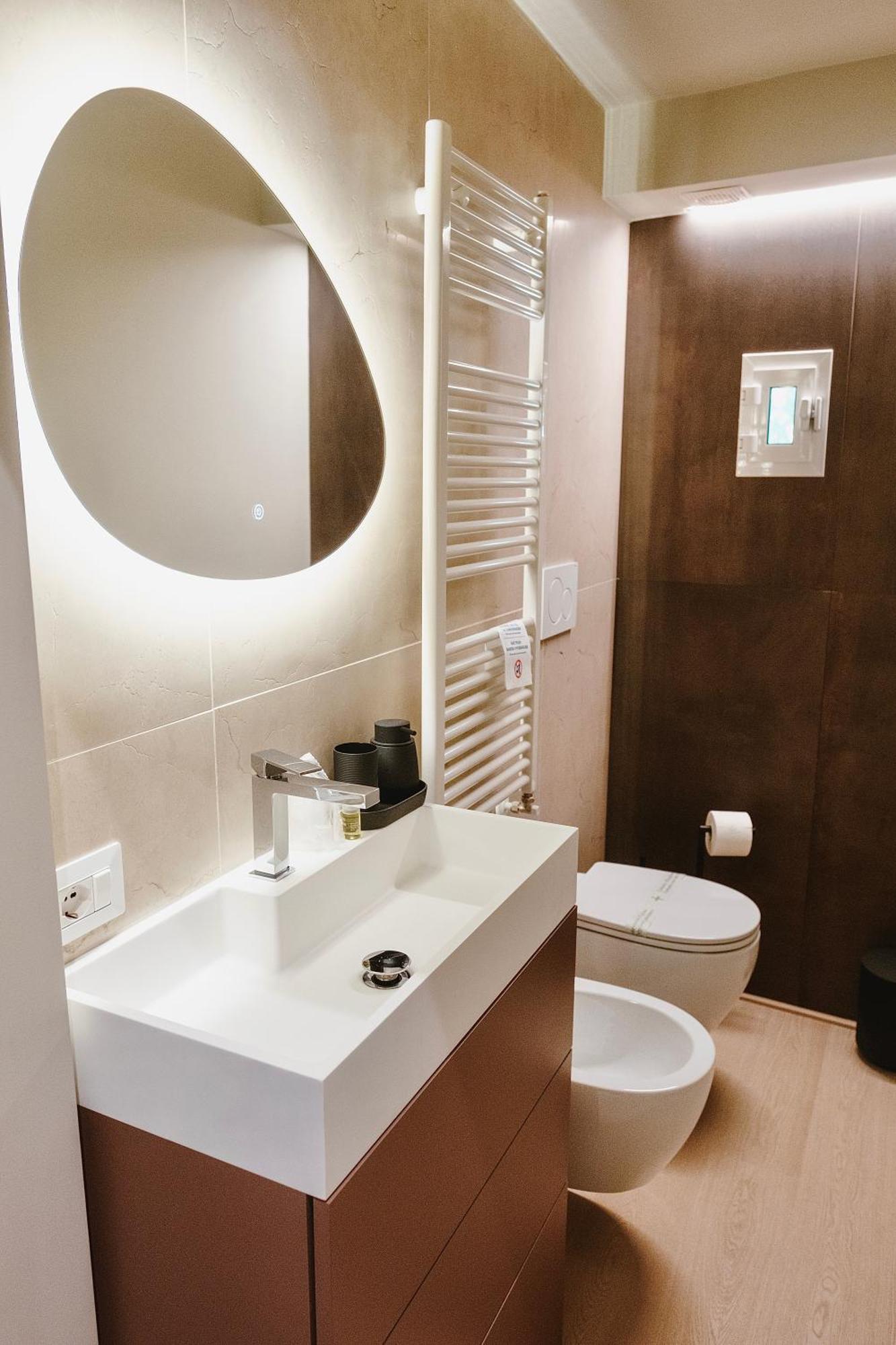 18Zero2 Luxury Rooms Bari Eksteriør billede